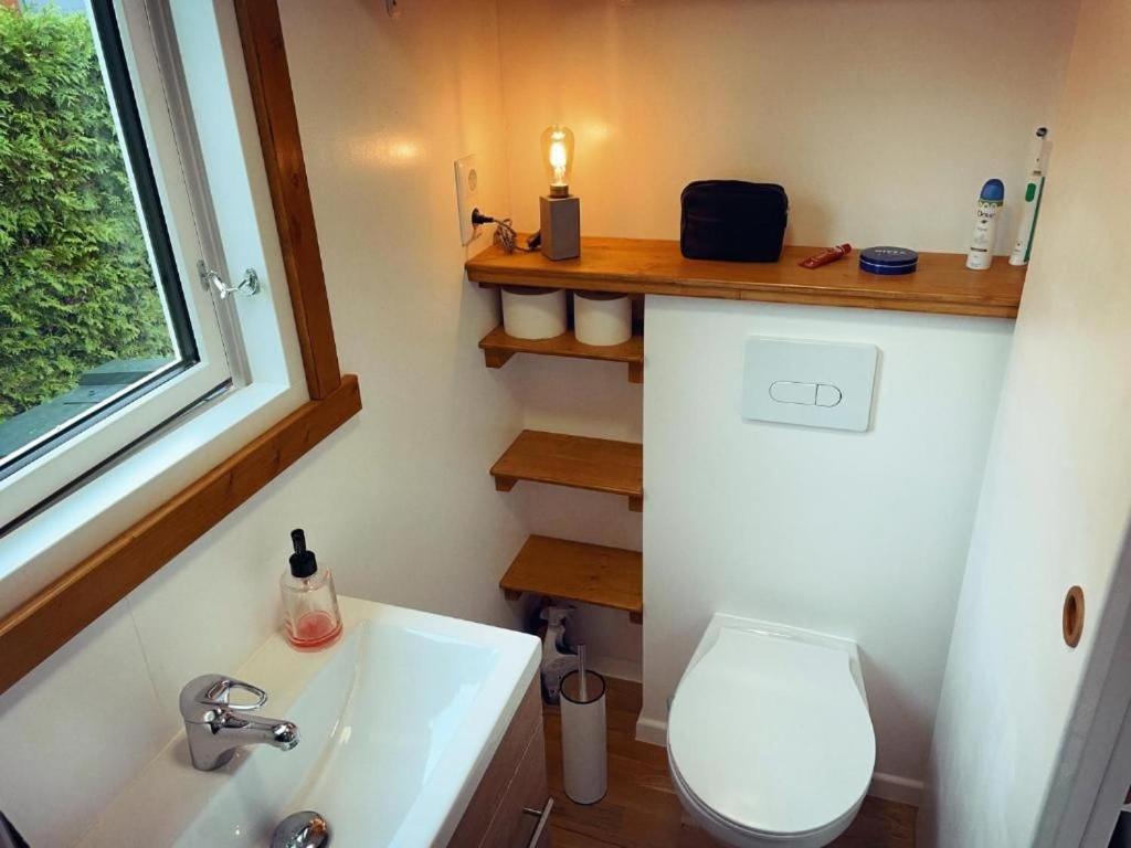 Tiny House Fleesensee Mit Eigenem Garten Und Nur Wenige Meter Vom Seeufer Göhren-Lebbin Eksteriør bilde